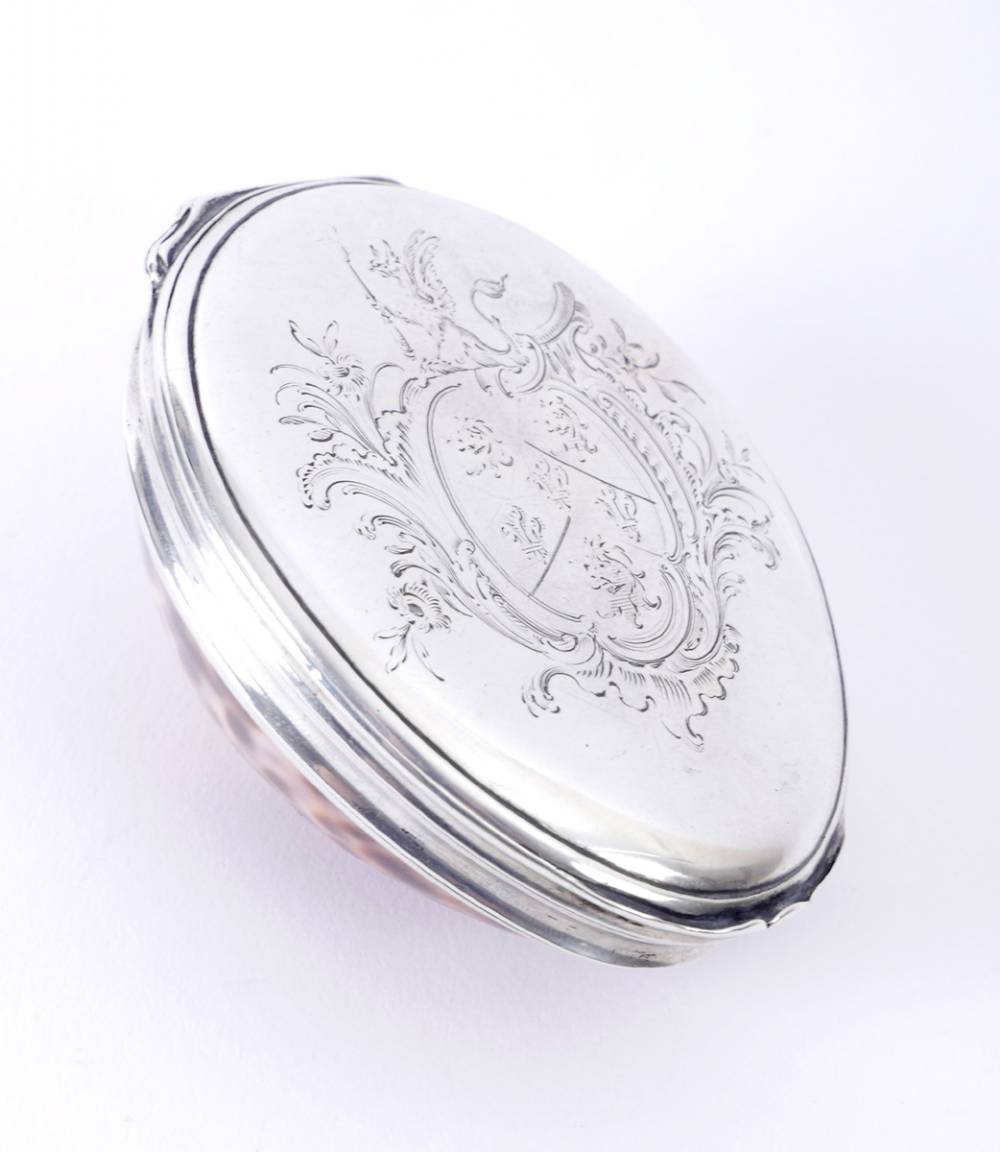 George III Irish silver cowrie shell snuff-box. at Whyte's Auctions