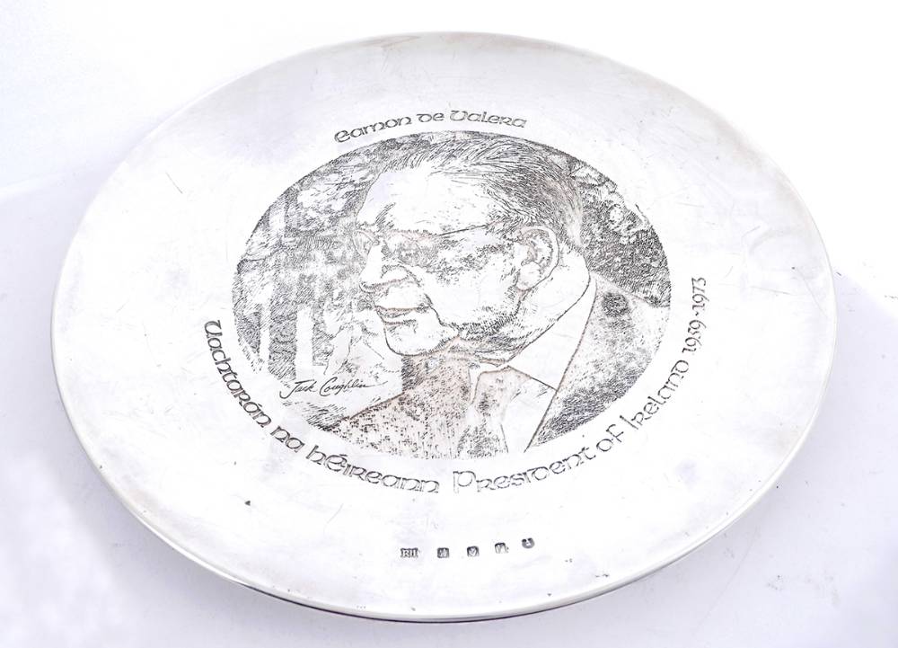 1973, amon de Valera, two Irish silver commemorative plates. at Whyte's Auctions