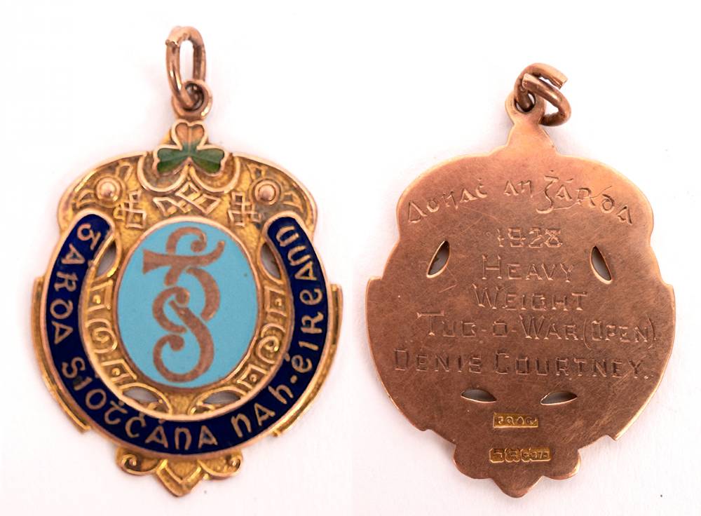 1923 Garda Siochana 'Aonac an Garda' gold medal. at Whyte's Auctions