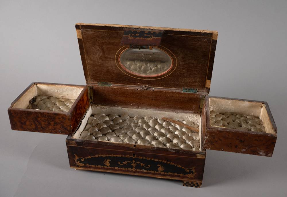 Late 19th century music box at Whyte's Auctions