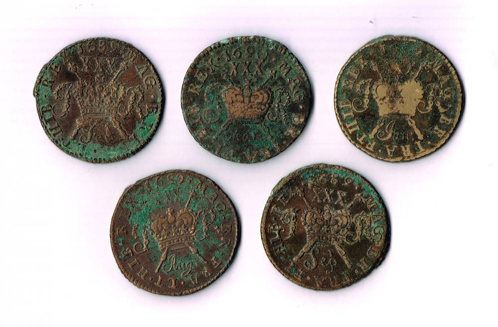 James II 'Gunmoney' large halfcrowns collection (5). at Whyte's Auctions